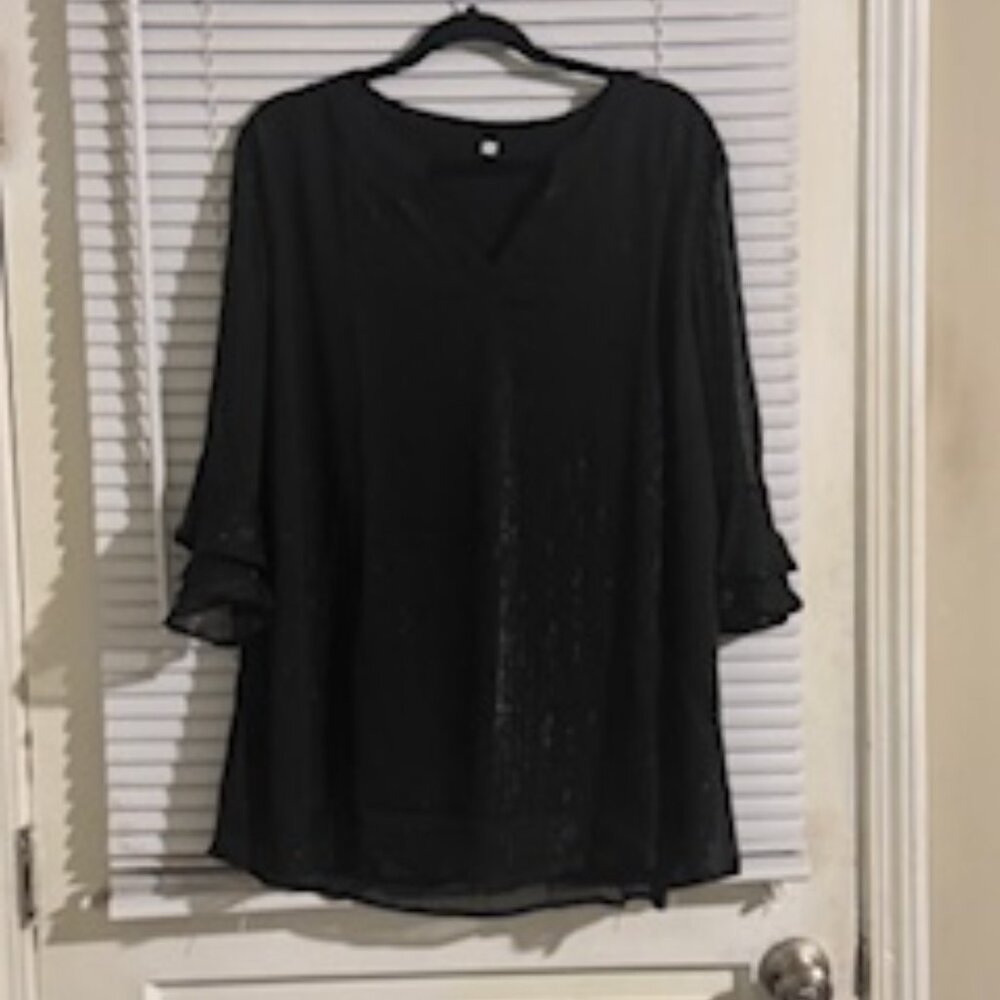 2XL Chiffon Bell Sleeve Blouse – Glamorous 3/4 Sleeve Tunic Top - Picture 2 of 5